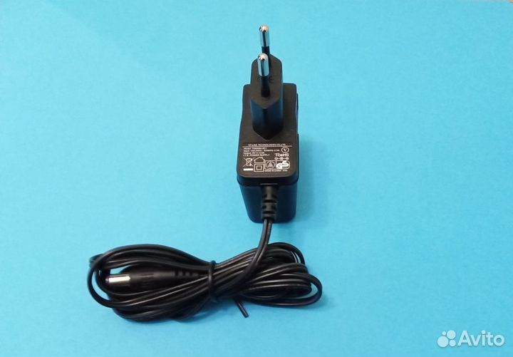 Блок питания TP-Link 9V 0.6A T090060-2C1 оригинал