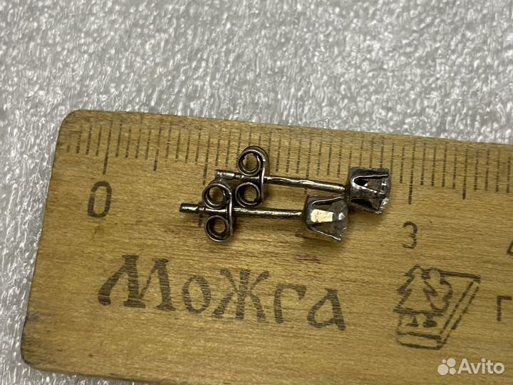 Серьги гвоздики с камнями Серебро