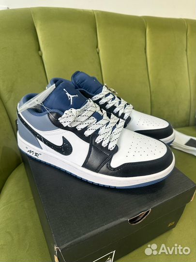 Кроссовки Nike