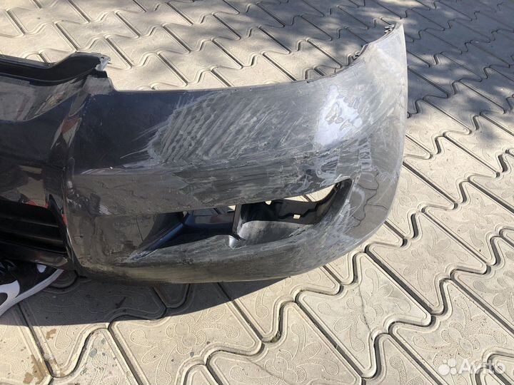 Передний бампер на toyota land crusier 120