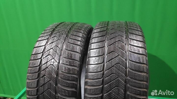 Pirelli Winter Sottozero 3 235/40 R19 96V