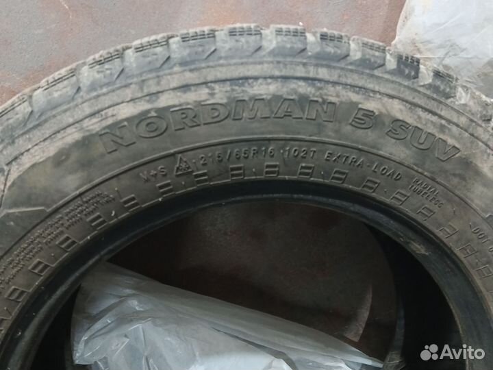 Nokian Tyres Nordman 5 SUV 215/65 R16