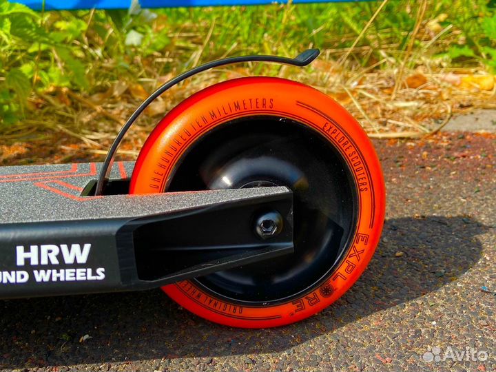 Трюковой самокат с пегами Explore Hard 2