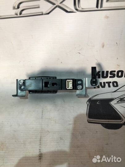 Ионизатор Lexus Rx 350 DBA-GGL10W 2GR-FE 2009