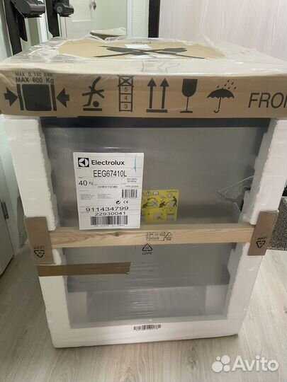 Посудомоечная машина electrolux 60 новая EEG67410L