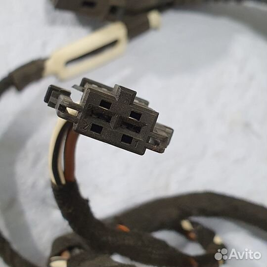 Проводка двери передней левой Audi A6 4F1971030AD