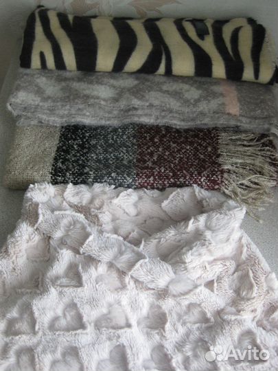 Палантины и накидка, тёплые и уютные