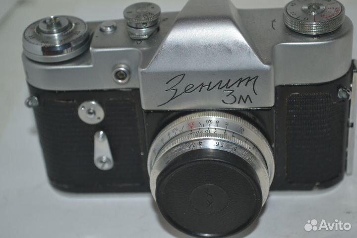 Зеркальный фотоаппарат Зенит-3м русская надпись