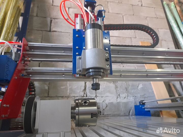 Фрезерный станок по дереву