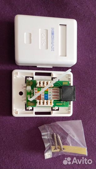 Розетка компьютерная 1*RJ45 Neomax