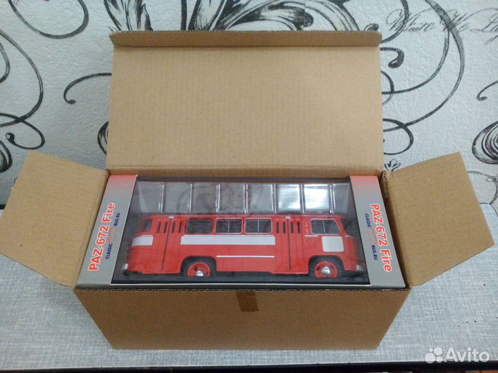 Модель 1:43 паз 672 из к/ф 