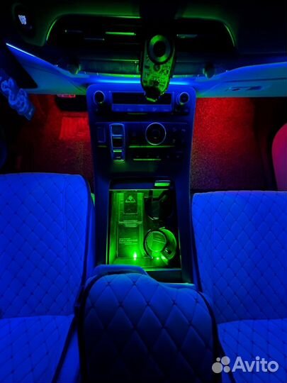 Установка подсветки салона