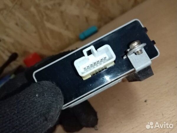 Блок управления центральным замком Lexus Rx300 1