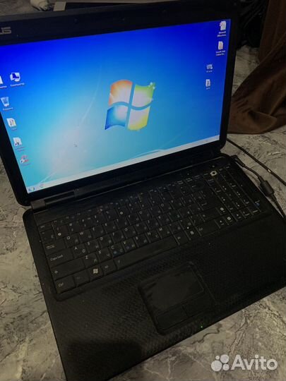 Ноутбук asus