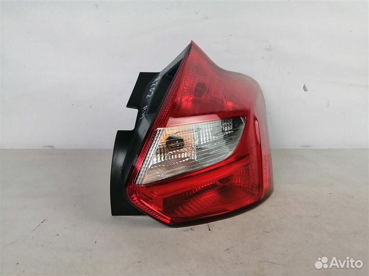 Фонарь задний правый Ford Focus 3 2011