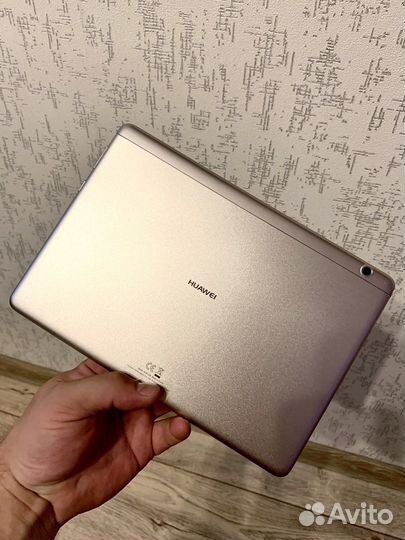 Планшет Huawei mediapad t3 10 / 16 GB