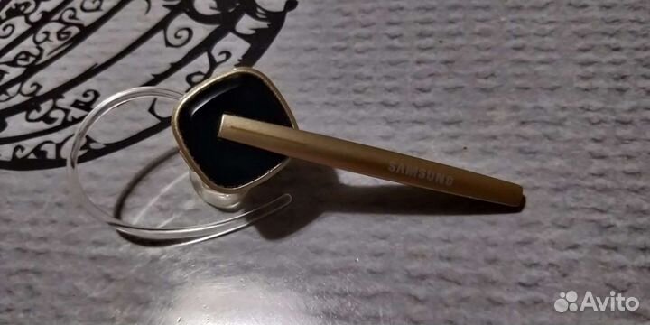 Bluetooth гарнитура