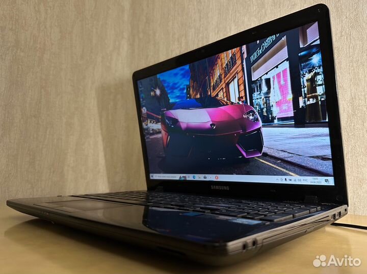 Игровой ноутбук Samsung i5/6GB/hddssd/250GB/256GB