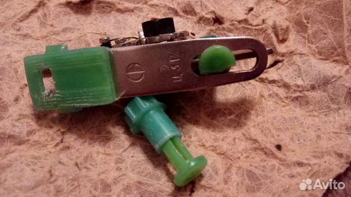 Зиг-Заг приставка к швейной машинке, шпульки