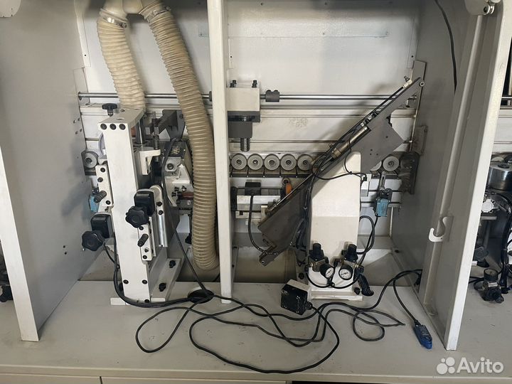 Кромкооблицовочный станок KDT 465J