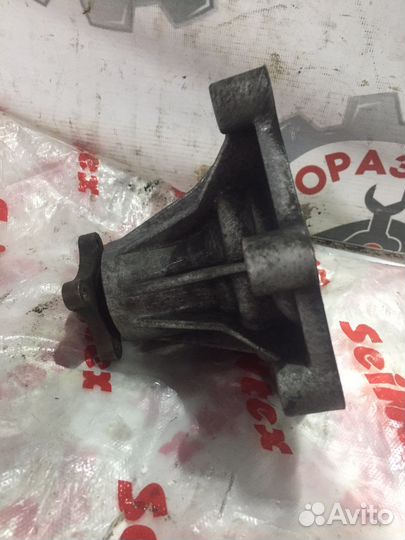 Водяная помпа D4CB Kia Sorento, 2.5