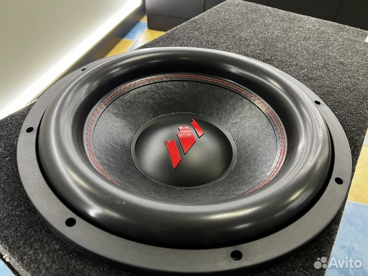 Сабвуфер Ural TT 15v2 в коробе на трубе