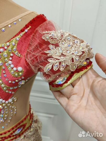 Купальник для художественной гимнастики