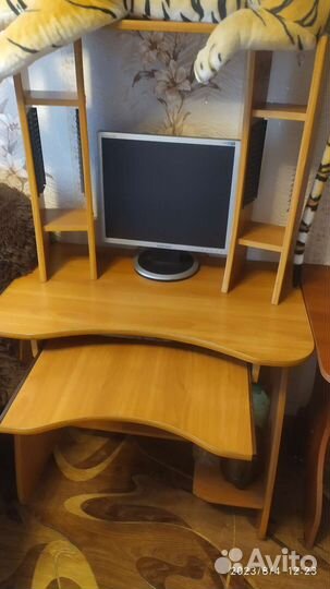 Компьютерный столик бу