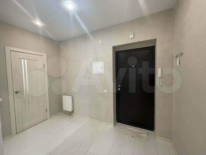 1-к. квартира, 40 м², 8/15 эт.