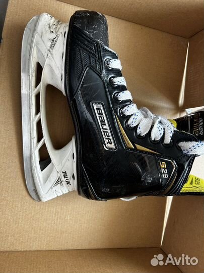 Коньки bauer supreme S29,размер 3,5 полнота EE