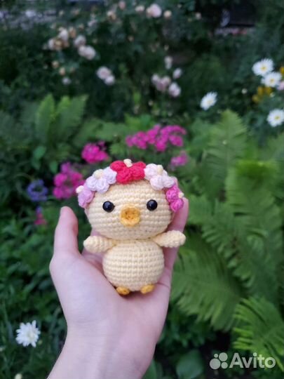 Утя Путя с разными нарядами