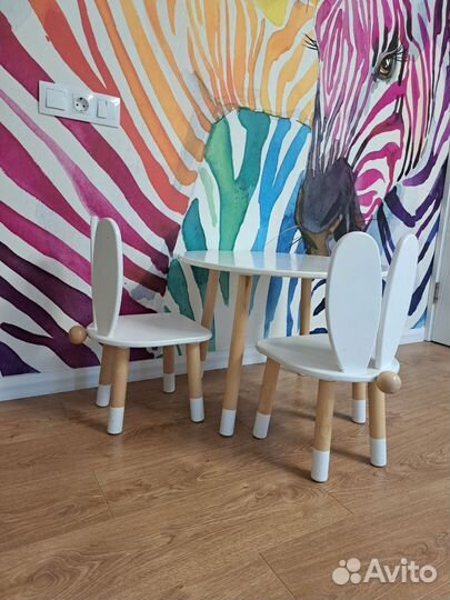 Столик и стульчик для детей