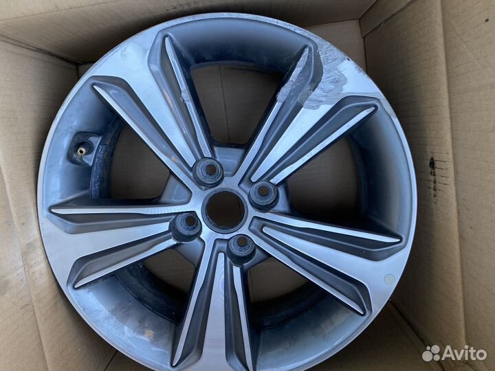 Hyundai solaris 2017 диск