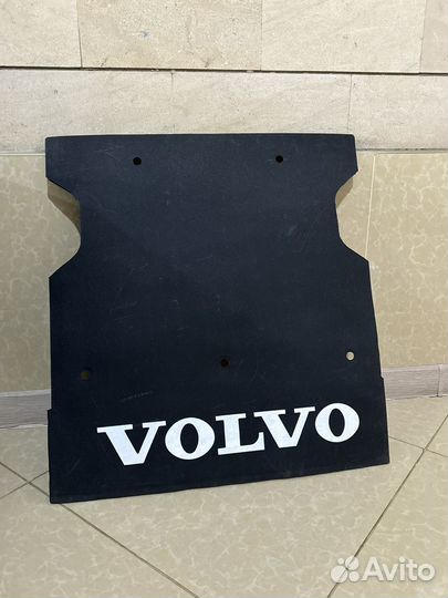 Брызговики Volvo