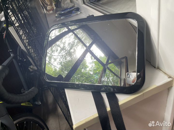 Зеркало для наблюдения за ребенком