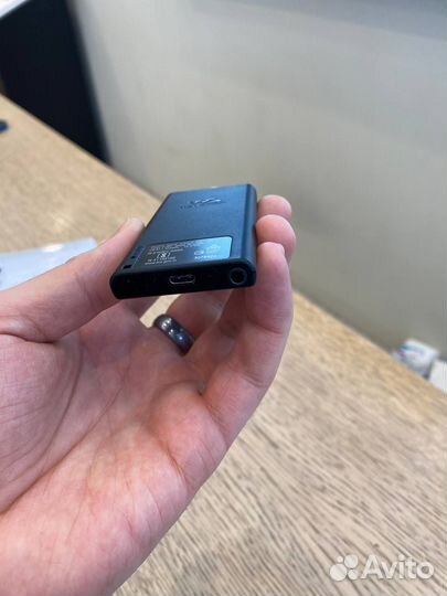 Sony NW-E394 плеер