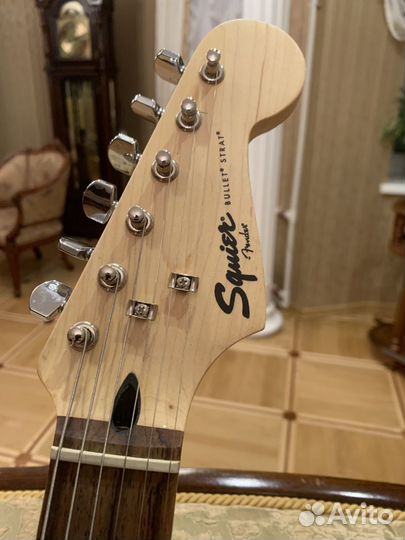 Электрогитара fender squier bullet strat