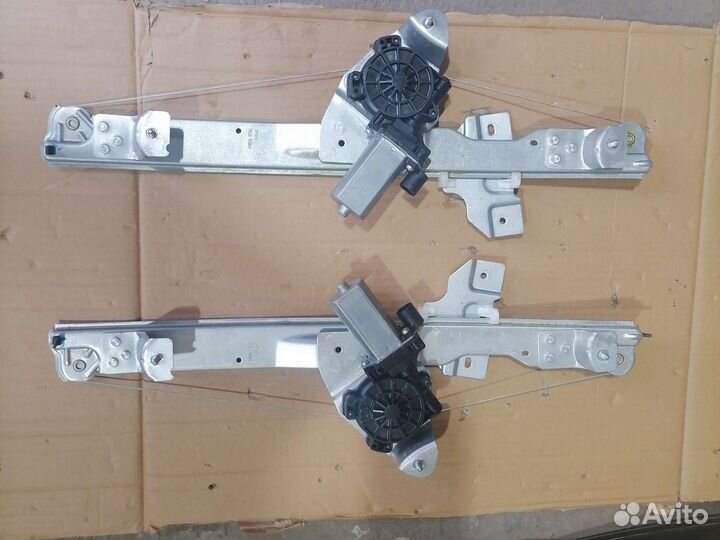 Электростеклоподъемник на Ларгус