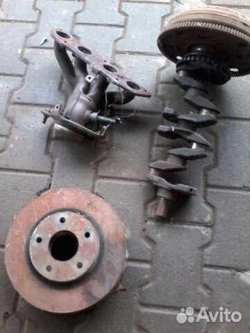 Коленвал Nisan Juke