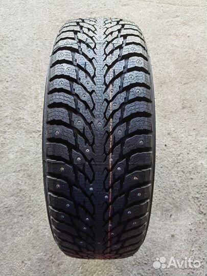 Nokian Tyres Hakkapeliitta 9 SUV 235/55 R20 102T