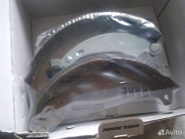 Колодки тормозные задние Рено Логан 1