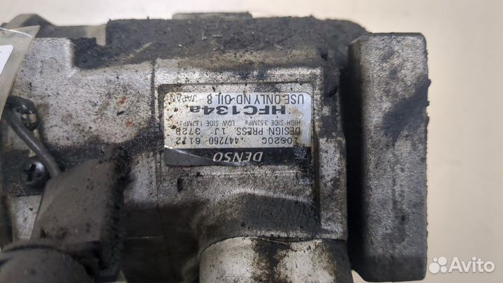 Компрессор кондиционера киа Carnival, 2008