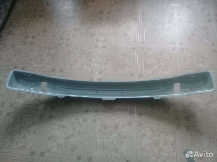 Усилитель бампера LADA largus