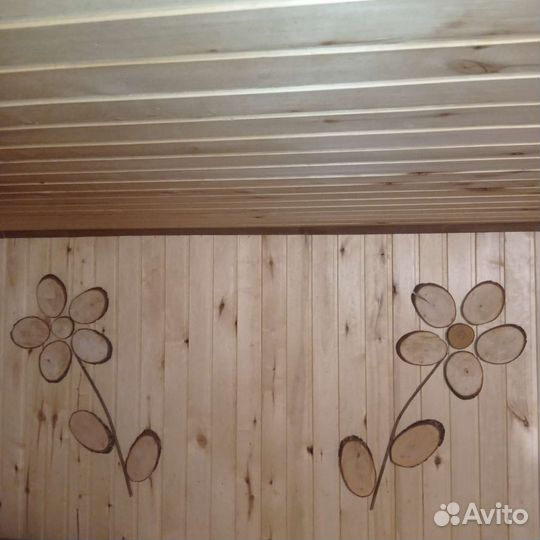 Панно из спилов дерева