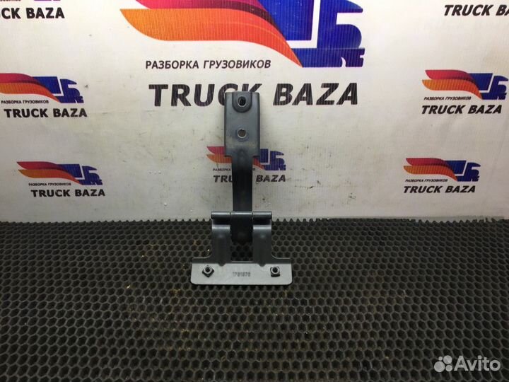 1761676 Петля бардачка Scania 5-series