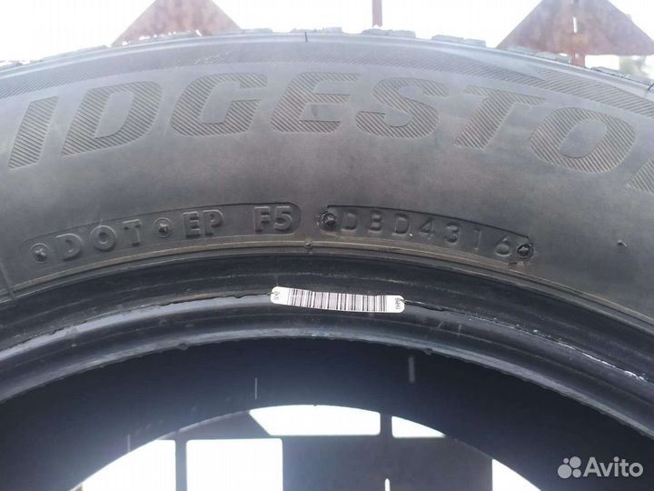 Bridgestone Blizzak DM-V2 225/65 R17