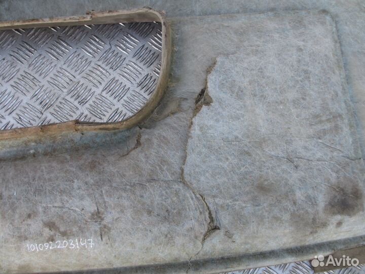 Обшивка кабины боковая Scania 2087371