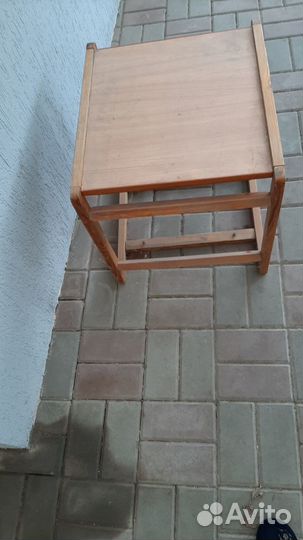 Детский столик