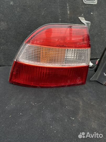 Задний фонарь Honda accord 5 1996г