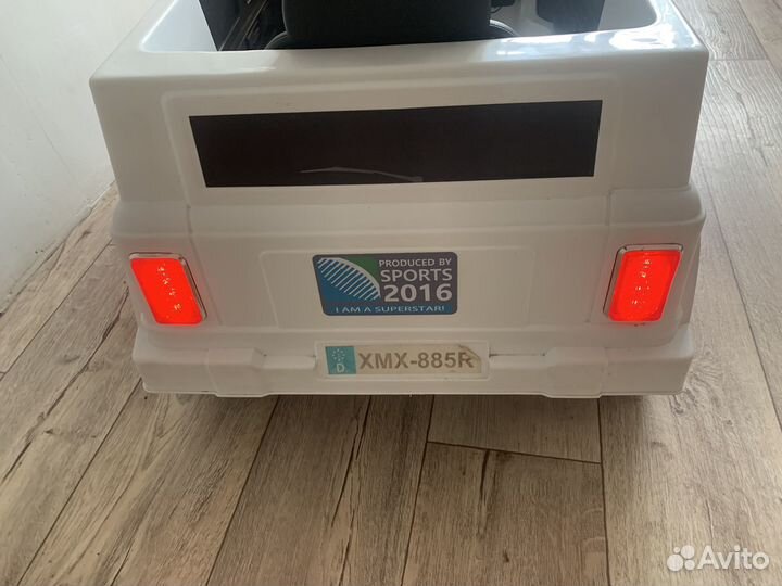 Детский электромобиль